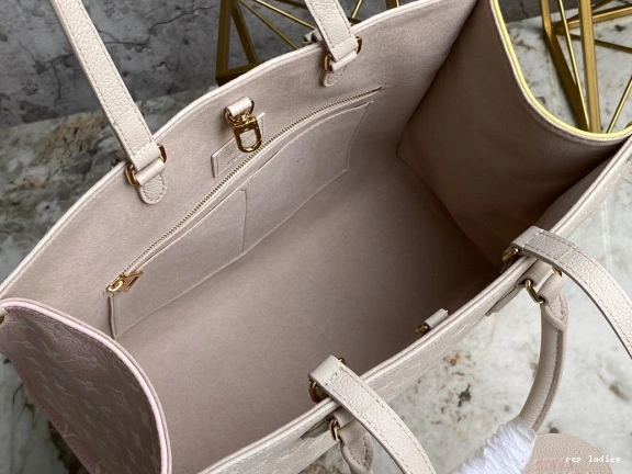 Cheap LOUIS ONTHEGO VUITTON MM 0709